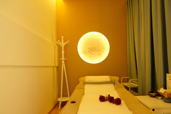 西安莲湖区日式指压的寂静美学：在按压中听见雪落的声音